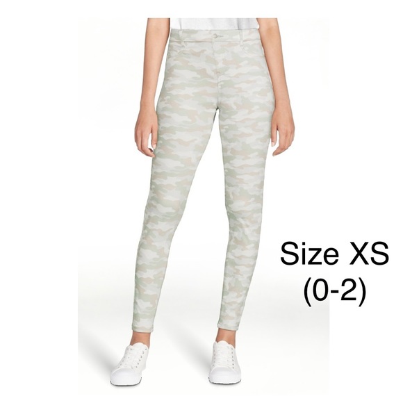 TT High Rise Stretch Fitted Gray Camo Jegging Size XS (0-2) - Picture 1 of 11